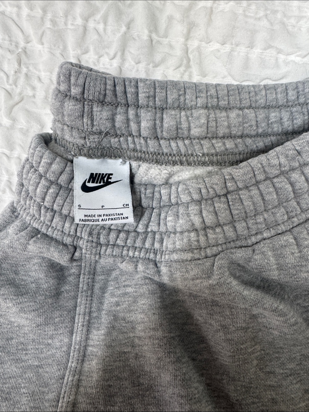 Nike Men's Grey Crewneck Sweatshirt with joggers pants - Picture 5 of 6